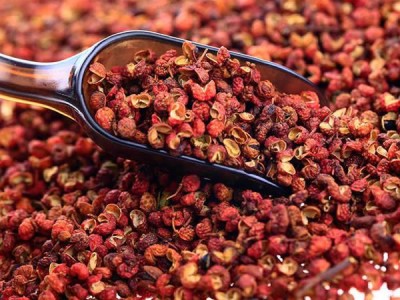 牛皮癬偏方:醋熬花椒治癬